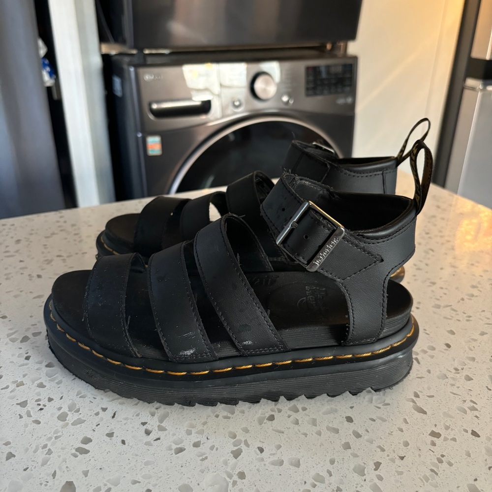Dr.Marten Blair Sandals Vegan Leather Size 6.5-7 Black Platform Shoes